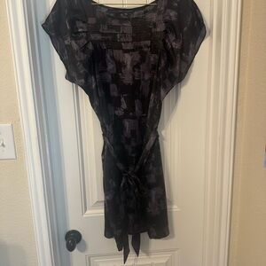 Chic Black and Gray Patterned Dress